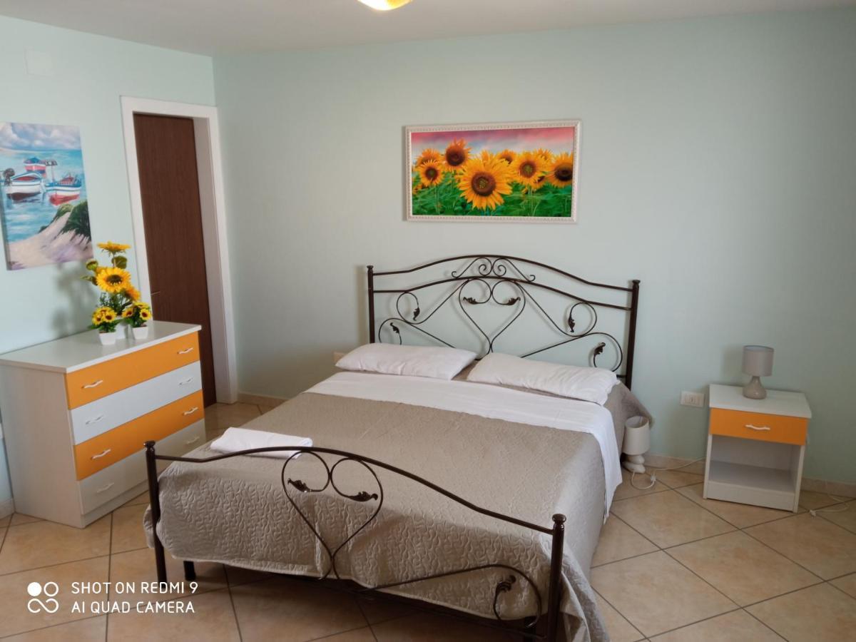 Residence Poseidon Lido Marini Zewnętrze zdjęcie